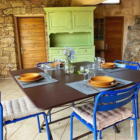 Maison Atypique Rondinara, La Combe Verte Hébergement de vacances