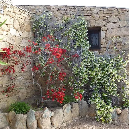 Maison Atypique Rondinara, La Combe Verte